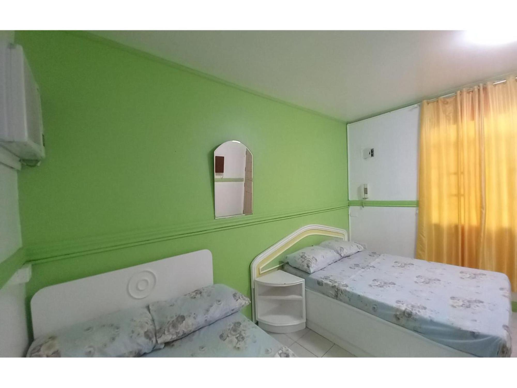 Oyo 1048 Jomckayl Apartelle Naga  Exterior foto